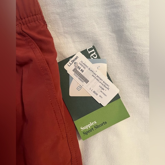 L.L. Bean Men's Classic Supplex Sport Shorts, 8" - Picture 6 of 6